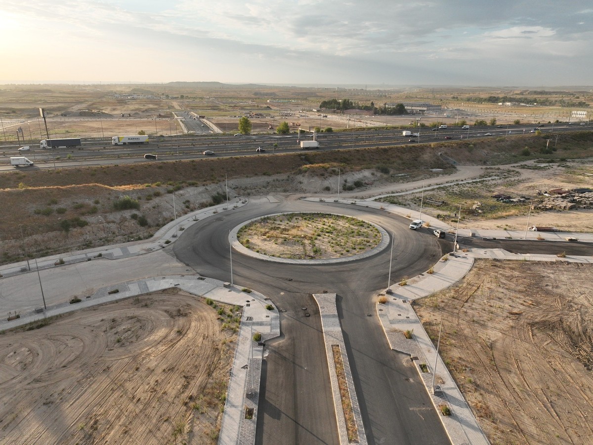 Acceso del Barrio al Polígono