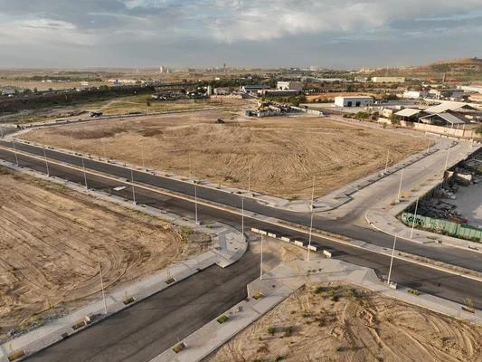 Parcela IT-5 - Zona Industrial/Terciaria