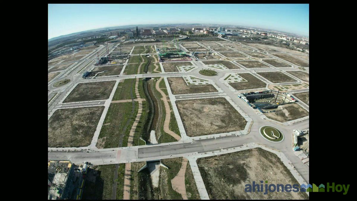Vista aérea de las obras de urbanización en el Sureste