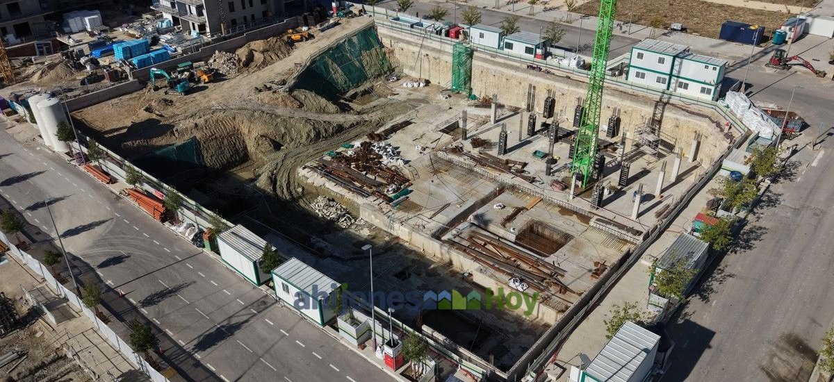 ¿Puede la IA revisar una licencia de obra? Lo probamos con dos edificios de Los Ahijones