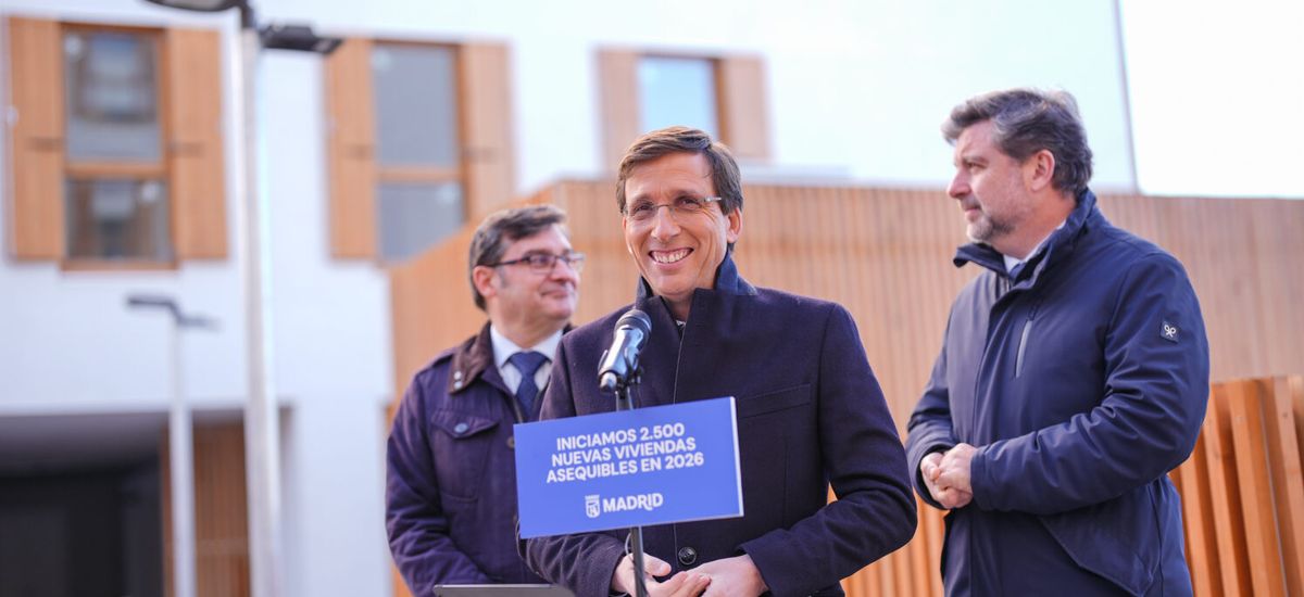 Almeida destaca a EMVS Madrid como "la mayor empresa pública de vivienda de España"