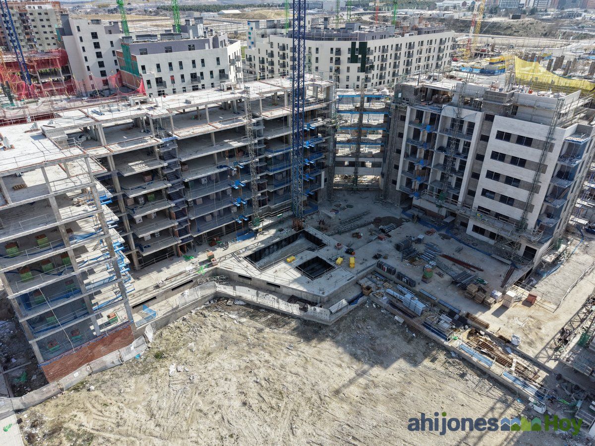 Promoción en forma de U con estructura avanzada