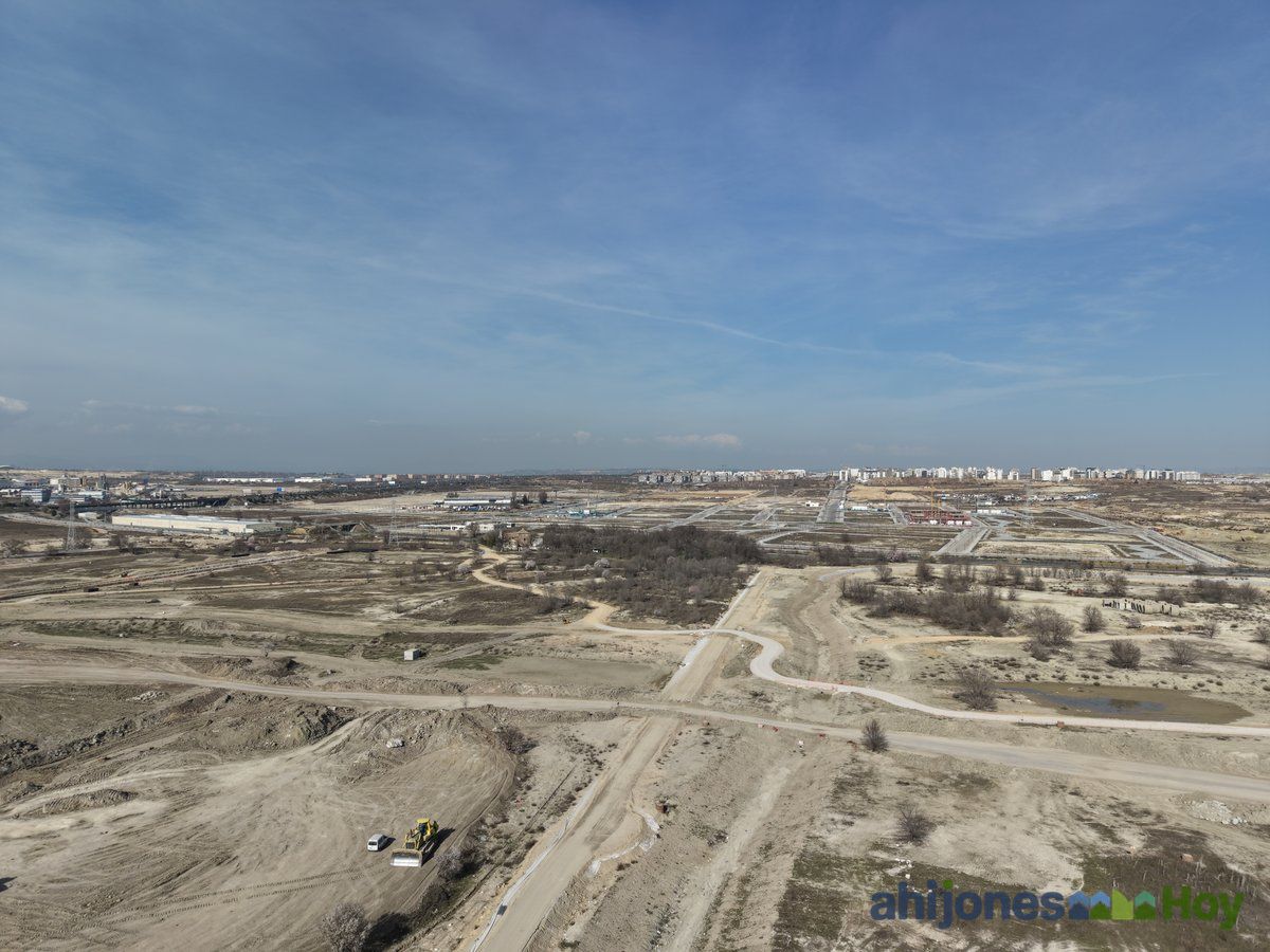 Vista aérea de la extensión del ámbito con Vicálvaro al fondo